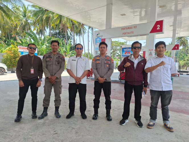 
 Pastikan Situasi Kondusif, Polsek Tellu Siattinge Rutin Gelar Pengamanan di SPBU