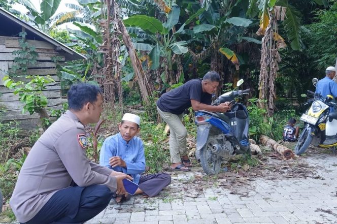
 Bripka Saharuddin Pererat Silaturahmi Besama Warga Melalui Kegiatan Sambang Desa