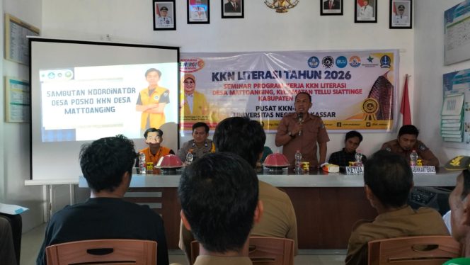 
 Bhabinkamtibmas Desa Mattoanging Menghadiri Seminar Program Kerja Mahasiswa Peserta KKN di Desa Mattoanging