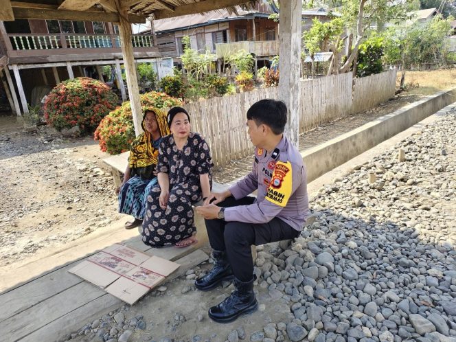 
 Peduli Keselamatan Warga, Aipda Tenri Lesang Edukasi Ibu-Ibu Antisipasi Kebakaran