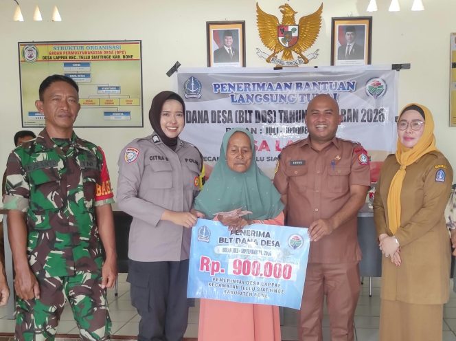 
 Brigpol Citra Demmu Hadiri Penyaluran BLT Bersama Babinsa dan Pemerintah Desa Lappae