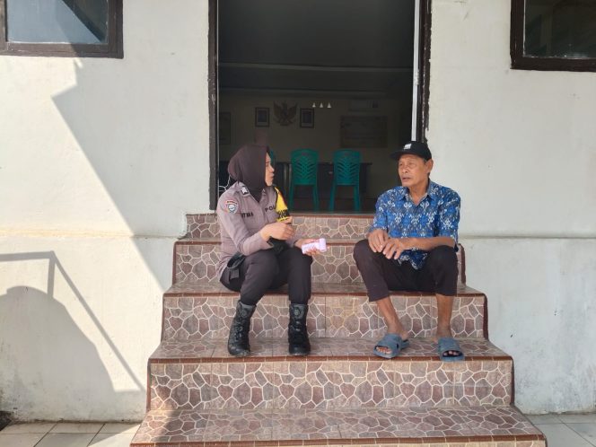 
 Brigpol Citra Lakukan Sambang Desa dan Berbaur Bersama Warga di Desa Binaannya