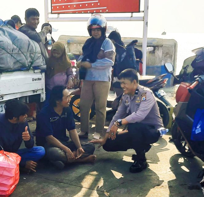 
 Beri Rasa Aman Kepada Pengguna Jasa , Lakukan Pelayanan Di Rumpdoor Kapal