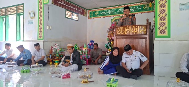 
 Perayaan Maulid Nabi Muhammad SAW di Desa Mico, Waka Polsek Palakka Sampaikan Pesan Kamtibmas