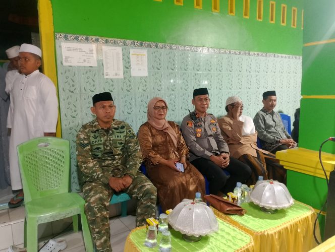 
 Kapolsek Ajangale Hadiri Peringatan Maulid Nabi Besar Muhammad SAW 1448 H di MDA As’adiyah