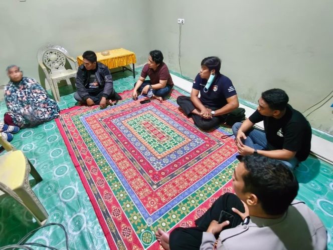 
 ‎Respon Cepat Pamapta Polres Bone bersama Polsek Awangpone Datangi TKP Pengaduan Masyarakat Melalui 110