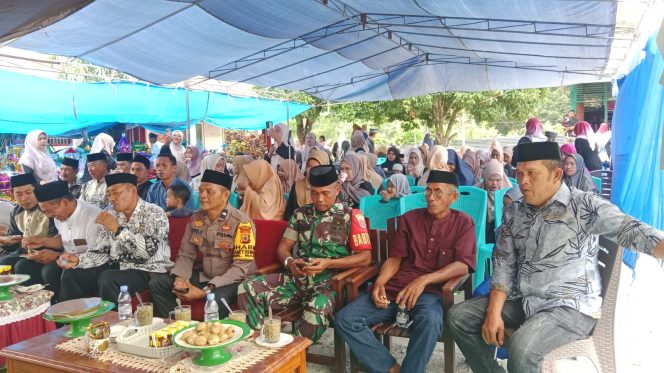 
 Bhabinkamtibmas Desa Lakukang Hadiri Peringatan Maulid Nabi Muhammad SAW 1448 H di SD Inpres 12/79 Lakukang
