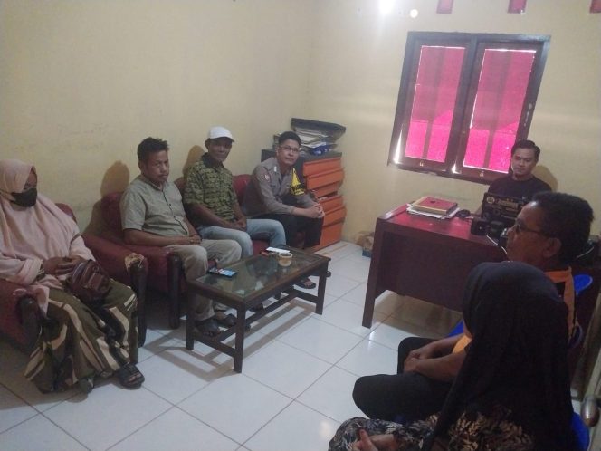
 Kanit Reskrim Polsek Mare Mediasi Kasus Penganiayaan, Kedua Belah Pihak Sepakat Berdamai