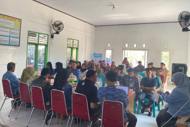 
 Polsek Awangpone Hadiri Pendampingan Kampung Reforma Agraria di Desa Pacing
