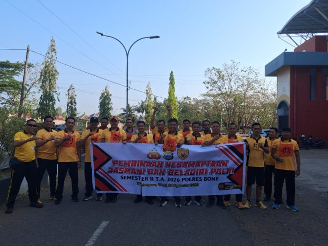 
 Tingkatkan Kebugaran dan Kesiapsiagaan, Anggota Polsek Mare Laksanakan Kesamaptaan Jasmani Berkala