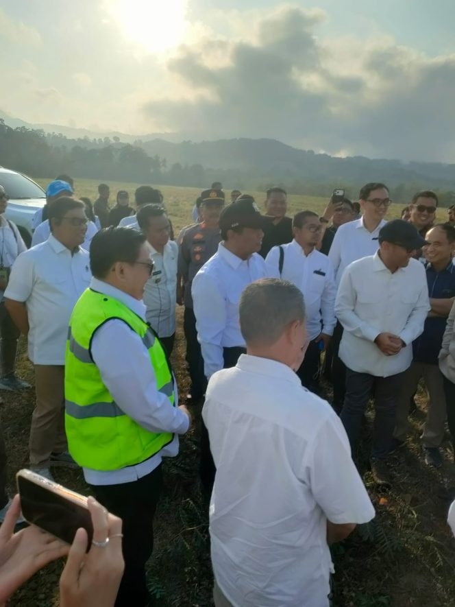 
 Kapolsek Ponre pimpin pengamanan kunjungan kerja menteri pertanian RI didesa mappesangka kecamatan Ponre kabupaten Bone