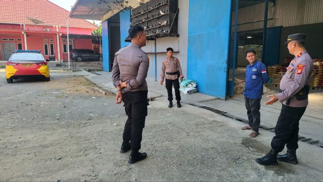 
 DDS Briptu Sudirman Pada Warga Titip Pesan Kamtibmas ,Polres Bone