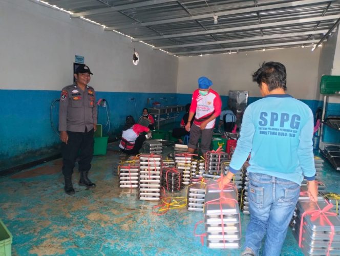 
 Aiptu Bismar Bismar ,Lakukan Kunjugan , Guna Cegah Kriminalitas, Polsek Tonra , Polres Bone