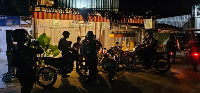 
 Patroli Blue Ligth Tim Patroli Perintis Presisi Sat Samapta Polres Bone Pastikan Kota Watampone Tetap Aman dan Kondusif
