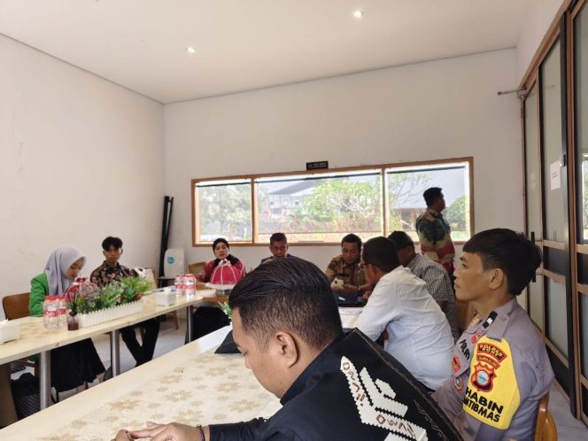 
 Dukung Upaya Pemulihan Masyarakat, Aipda Tenri Lesang Hadiri Pembukaan Bimtek Agen IBM BNNK Bone