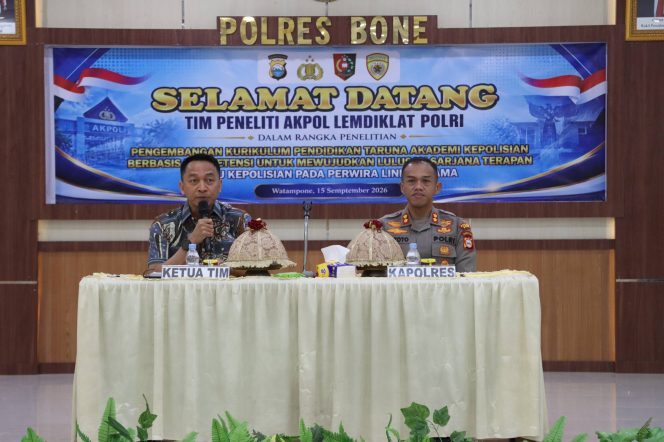 
 Tim Peneliti Akpol Lemdiklat Polri Kaji Kurikulum Berbasis Kompetensi di Polres Bone