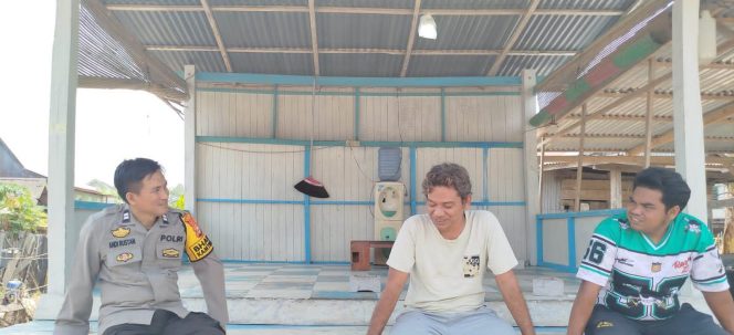 
 Aiptu Andi Rustan Melaksanakan Kegiatan Sambang, Bangun Kedekatan dan Komunikasi Dengan Warga