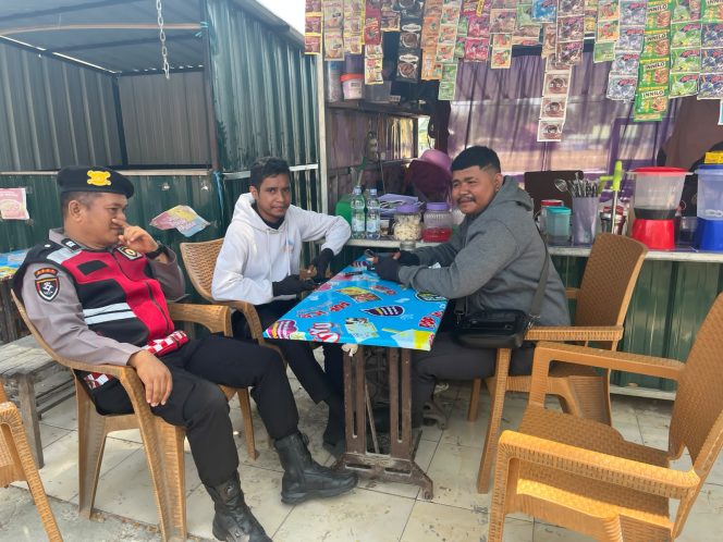 
 Aiptu Andi Supriadi Kerap Hadir di Tengah Warga Melalui Kegiatan Patroli Rutin