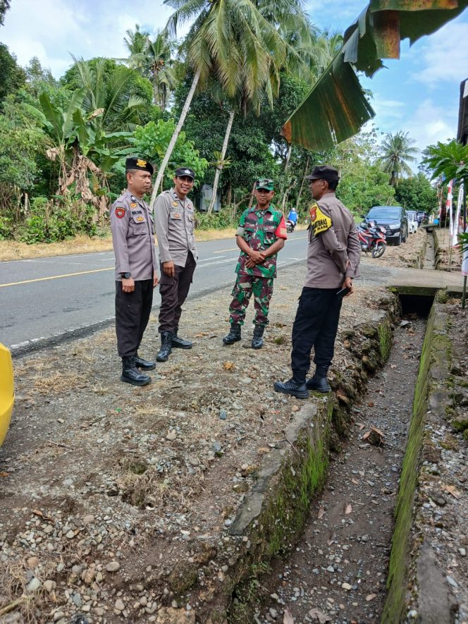 
 Polsek Mare dan TNI Pererat Sinergitas melalui Silaturahmi