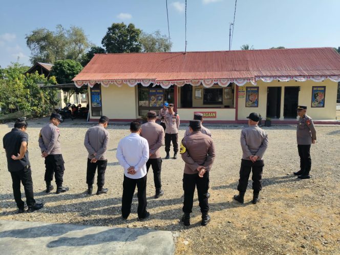 
 ‎Kapolsek Awangpone Arahkan Personel Sosialisasikan SPMB SMA Kemala Taruna Bhayangkara