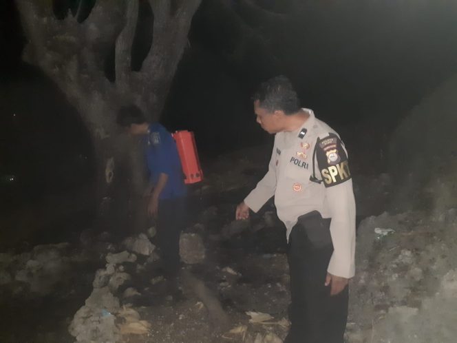 
 Respons Cepat Karhutla, KSPKT 2, Aiptu Mursalim, Bersama Anggota, Datangi, Lokasi Kebakaran, di Dusun, Watampulaweng,