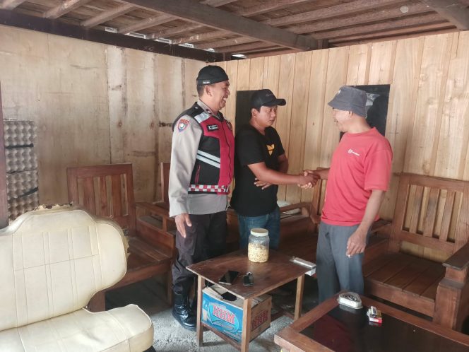 
 Cegah Konflik Berlanjut, Bhabinkamtibmas, Polsek Ulaweng, Mediasi, Perselisihan, Dua Warga,