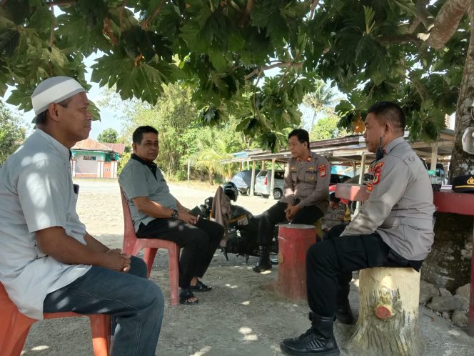 
 Kapolsek Ulaweng, Terima Aduan Warga, Terkait Perselisihan, Hasil Panen Jagung, Tempuh Mediasi,
