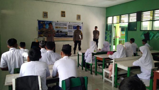 
 Sosialisasikan SPMB, Kemala Taruna Bhayangkara, Waka Polsek Ulaweng, Sambangi, MTs Al Mubarak, Tacipi,