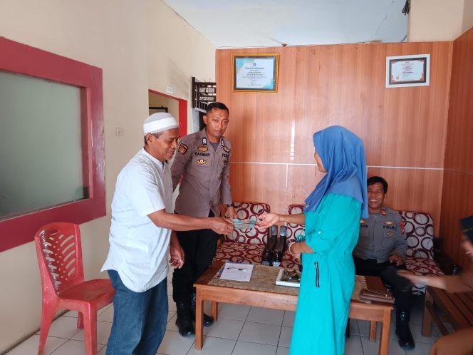 
 Mediasi, Perselisihan, Hasil Panen Jagung, Aiptu Syamsul Alam, dan Brigpol Rasman, Damaikan Warga,
