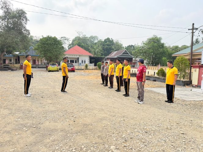 
 ‎Kapolsek Awangpone Arahkan Personel Edukasi Masyarakat Cegah Kebakaran di Musim Kemarau  ‎