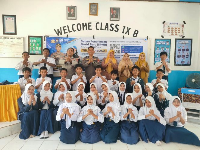 
 ‎Sosialisasikan Pendaftaran SMA Kemala Taruna Bhayangkara, Polsek Cenrana Kunjungi SMP Negeri 2 Cenrana