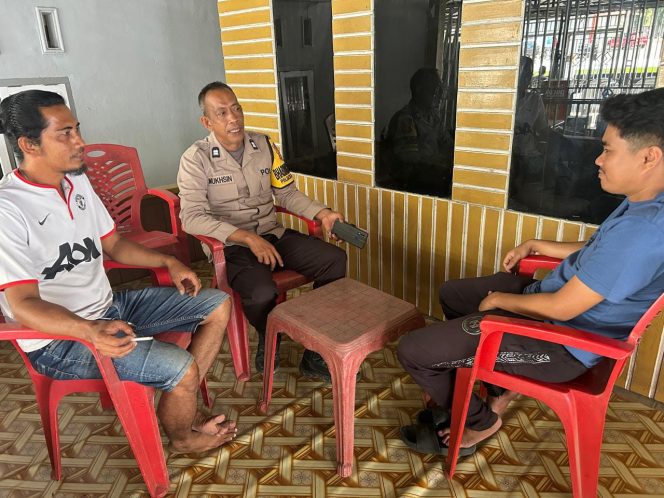 
 Jalin, Silaturahmi, dengan Warga, AIPTU Mukhsin, Sampaikan, Imbauan Kamtibmas, dan Waspada, Musim Kemarau,