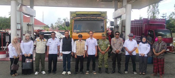 
 TIM SATGAS GABUNGAN SELALU SIAGA DI SPBU KARELLA MARE