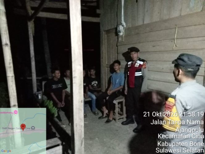 
 Wujudkan Kamtibmas Kondusif, Polsek Cina Gelar Patroli Dialogis di Desa Ajangpulu dan Kanco