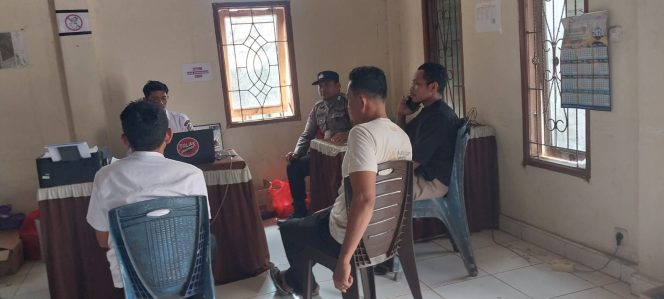 
 Bhabinkamtibmas Polsek Cina Rutin Sambangi Warga Binaan, Sampaikan Imbauan Kamtibmas