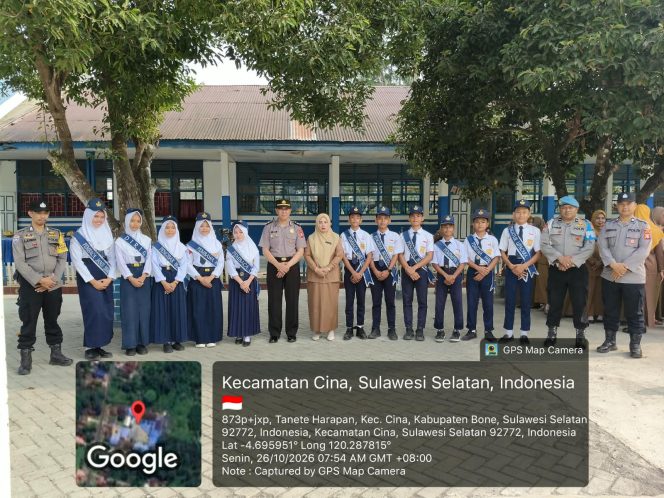
 Wakapolsek Cina Jadi Pembina Upacara dalam Program POLIDIK di SMPN 2 Cina