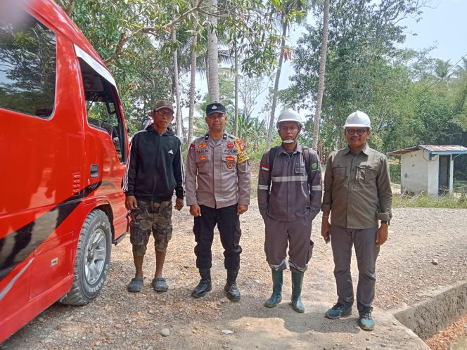 
 ‎POLSEK AWANGPONE LAKSANAKAN PENDAMPINGAN TIM MIGAS DI DESA MATUJU