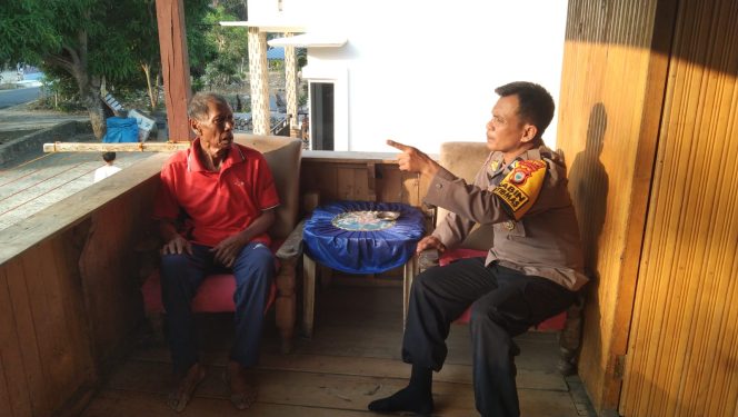
 Dekat, dengan Masyarakat, Bhabinkamtibmas, Polsek Ulaweng, Aiptu Darmawangsyah, Rutin, Laksanakan, DDS, di Desa Timusu,