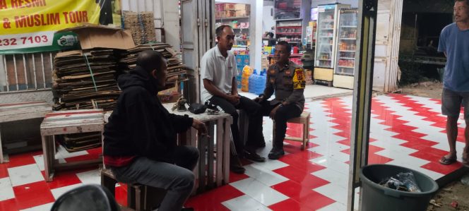 
 Bhabinkamtibmas Desa Lakukang Laksanakan Sambang dan Patroli di Dusun Lakukang