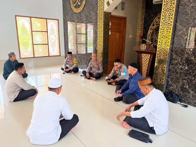 
 ‎WAKAPOLSEK AWANGPONE PIMPIN BINROHTAL MELALUI PEMBACAAN ASMAUL HUSNA  ‎