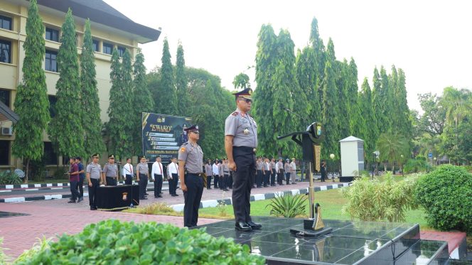 
 Polda Sulsel Peringati Hari Sumpah Pemuda ke-98, Kobarkan Semangat Patriotisme dan Kepedulian untuk Bangsa