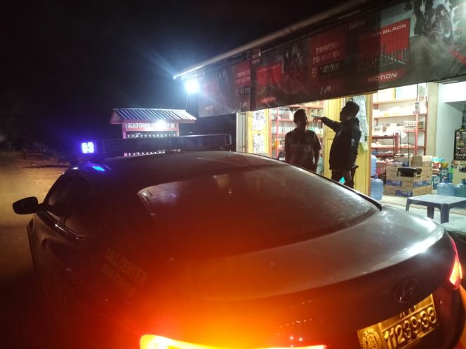 
 Patroli Biru Polsek Ajangale, Hadirkan Rasa Aman di Tengah Aktivitas Malam