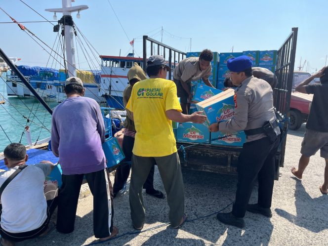 
 Satpolairud Polres Bone Hadir Di tengah Masyarakat Wujud Nyata Polri Humanis, Melalui Program Polisi Penolong
