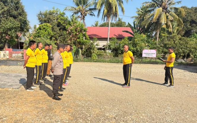 
 ‎Wakapolsek Awangpone Ingatkan Personel Jaga Hubungan Baik dalam Pelaksanaan Tugas